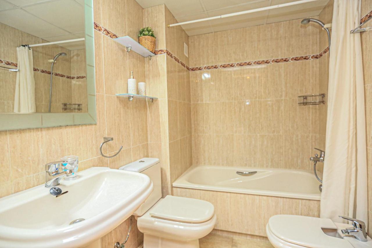 Port Marino Litoral Costa Dorada - Only Families *
